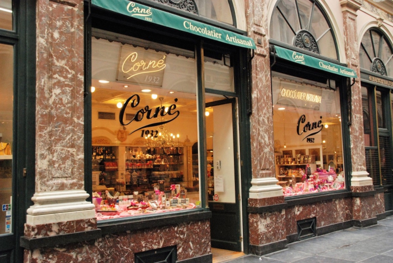 chocolaterie-LA TRINITE-min_chocolate_chocolaterie_shop_luxury_chic_gallery_brussels_belgium-558146